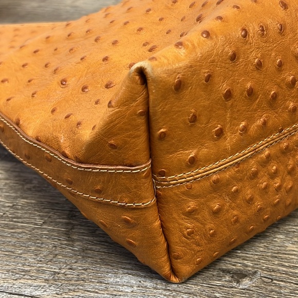 SOLD IN STORE Tanner Made in Italy Genuine Leather Embossed Shoulder Bag - Picture 16 of 16